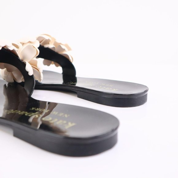 GARDENIA Flower Ladybug Sandals 7 - Picture 6 of 11